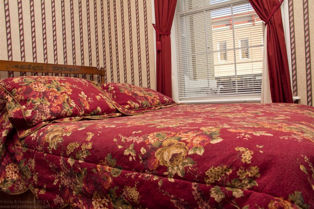 The Yankee Pedlar Inn Torrington Chambre photo
