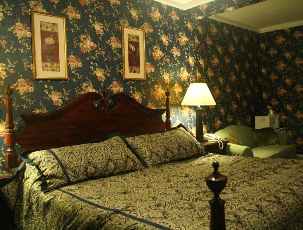 The Yankee Pedlar Inn Torrington Chambre photo